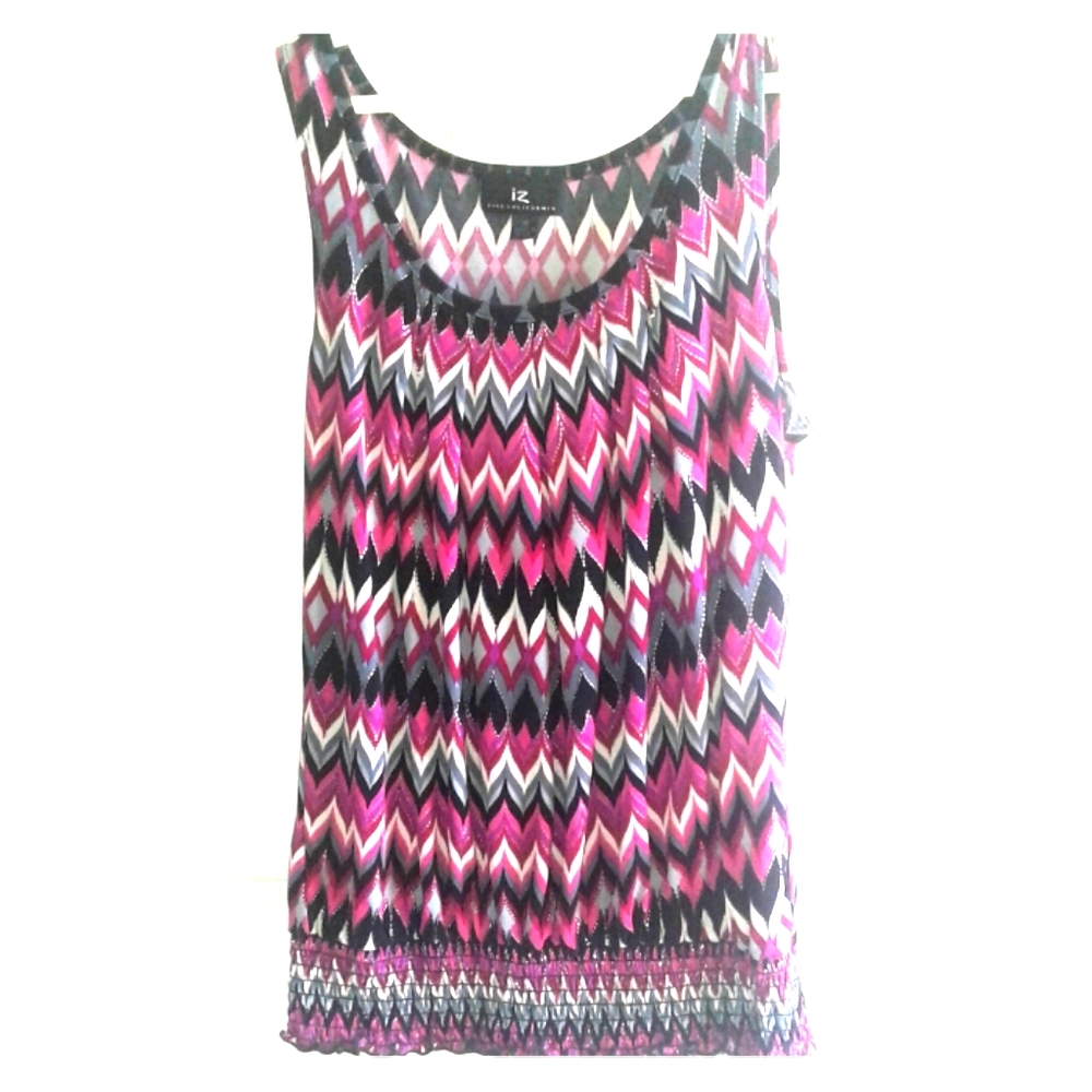 Ladies M top